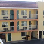 Starlight Inn, Valley Blvd - Downtown La