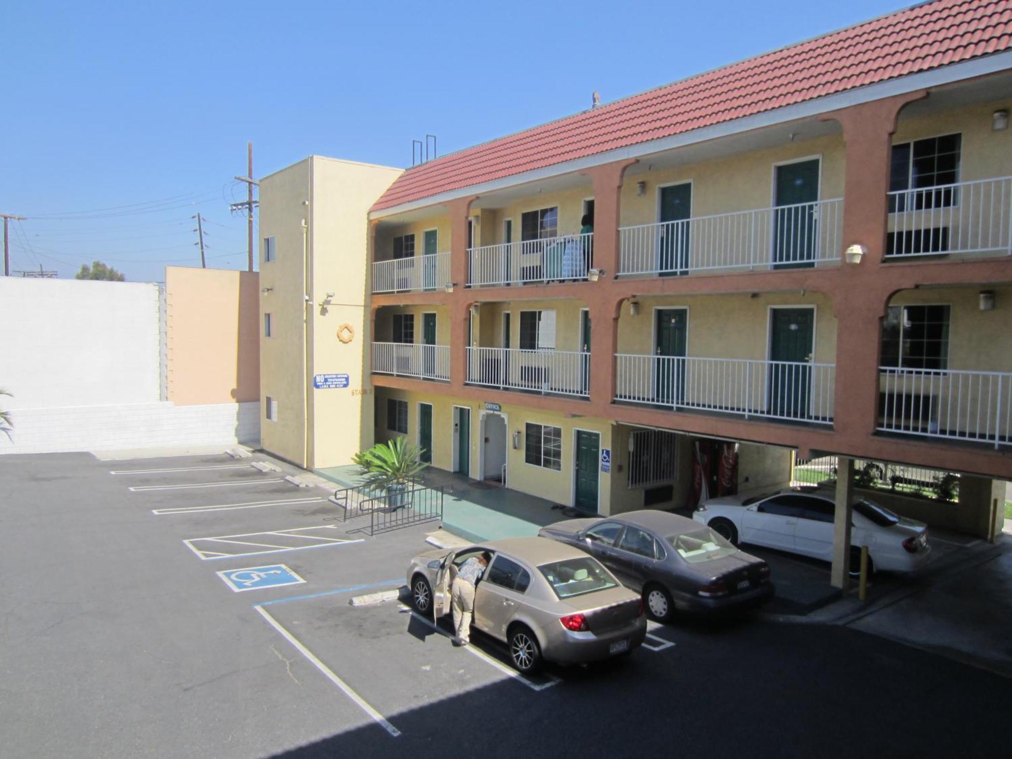 Motel Starlight Valley Boulevard 2*